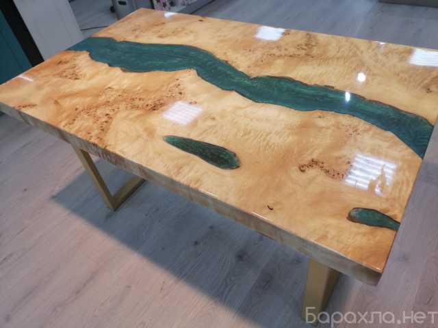 Продам: Дизайнерский кухонный стол из массива