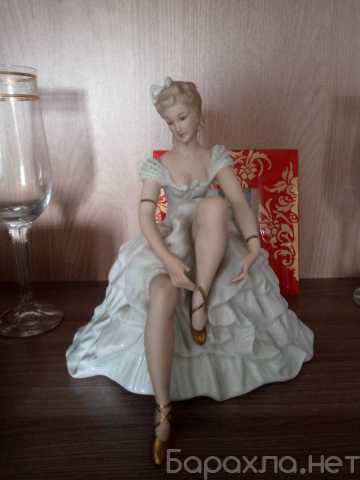 Продам: Фарфоровая статуэтка Балерина
