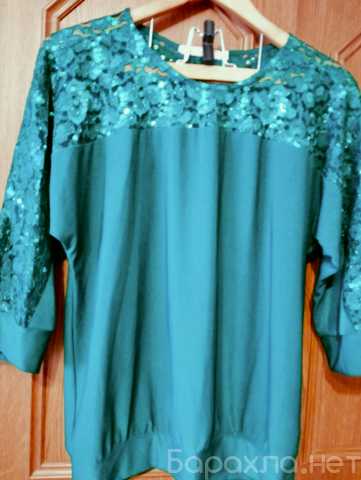 Продам: Блузка женская нарядная