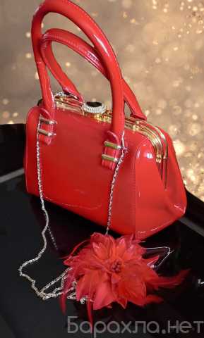Продам: сумка женская лакированная красного цвет