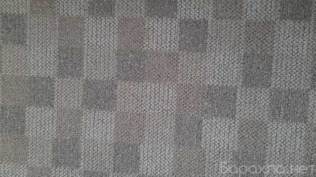 Продам: ковровое покрытие, бежевое, 2,5х2,5