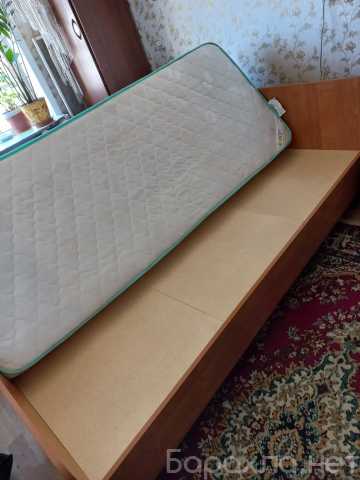 Продам: кровать односпальная с матрасом