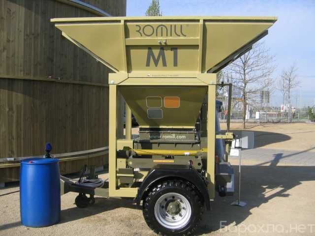 Продам: Дробилка зерна Romill M1