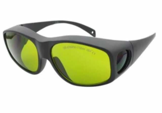 Продам: Защитные очки для лазера (зеленые, 1064н