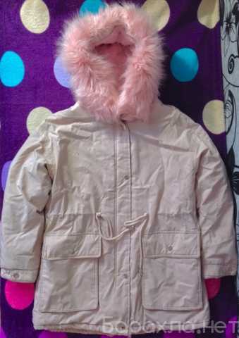 Продам: Куртка бежевая с розовым на девочку 152