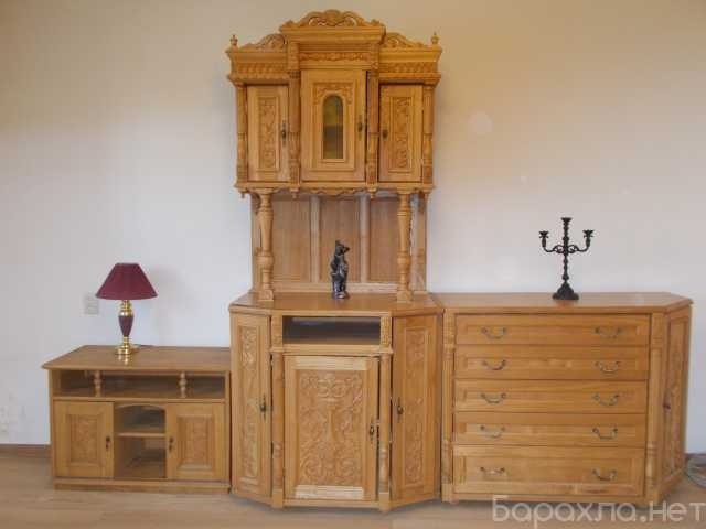 Продам: комплект мебели для гостинной или столов