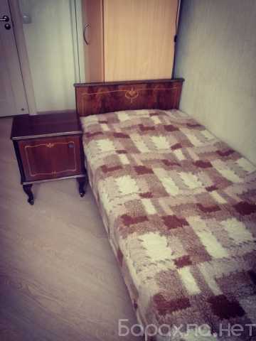 Продам: Кровать и тумбочка от гарнитура Веленце