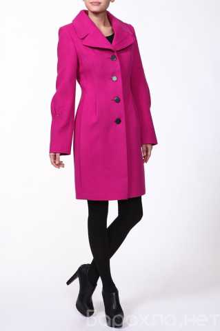 Продам: Новое полушерстяное пальто с биркой