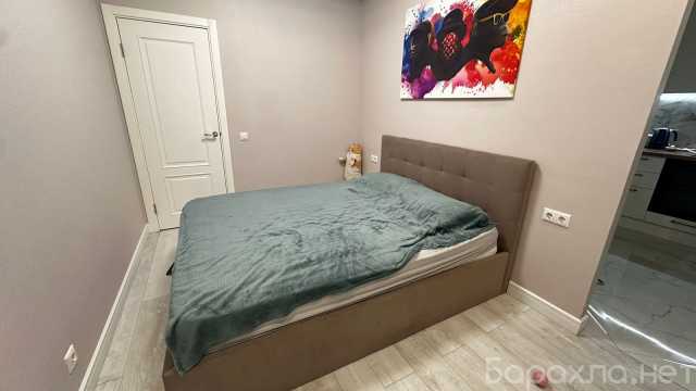 Продам: Кровать двуспальная 160х200