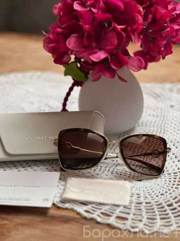 Продам: Солнцезащитные очки Michael Kors