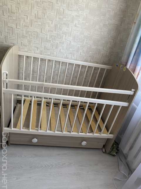 Продам: Продам детскую кроватку