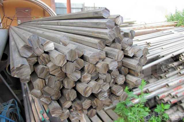 Продам: Шестигранник 12Х18Н10Т 36 мм, вес: 1 т