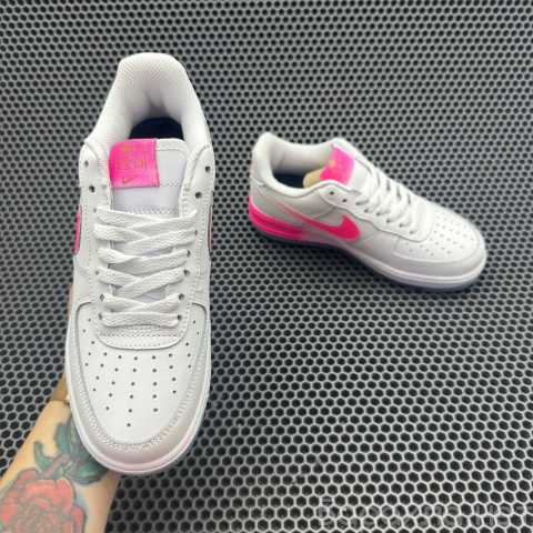 Продам: Nike Air Force 1 Low 'San Francisco Chin