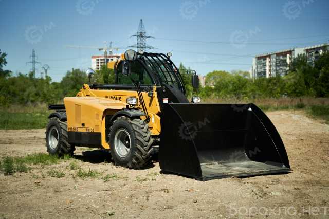 Продам: Погрузчик YUGONG TR735 4WD