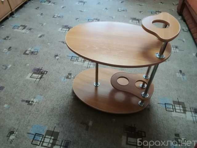 Продам: Столик журнальный-сервировочный