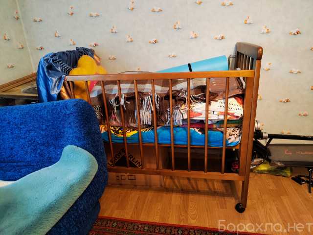 Продам: Детская кроватка