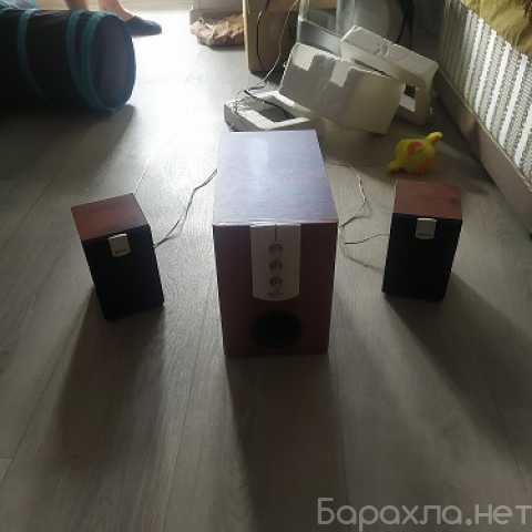 Продам: сабвуфер с сателитами для компьютера