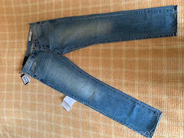 Продам: Джинсы мужские Armani Exchange