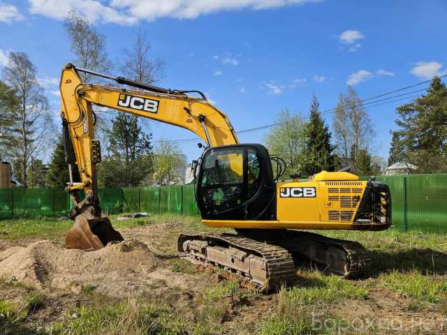 Продам: Экскаватор гусеничный JCB JS 220 SC