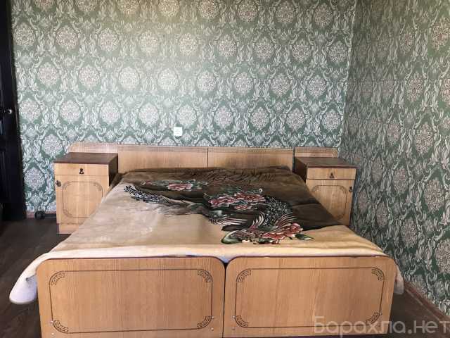 Продам: спальный гарнитур