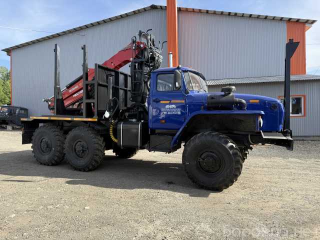 Продам: Лесовоз Урал с манипулятором Велмаш 10