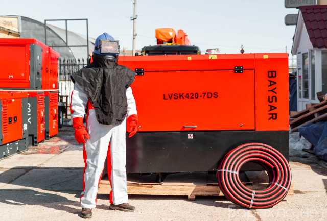 Продам: Компрессор BAYSAR LVSK420-7DC Cummins