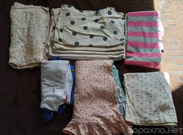 Продам: Ночнушки,пижамы,маечки на 5-6 лет