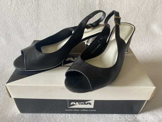 Продам: Босоножки "Alba" 40 р-р, б\у