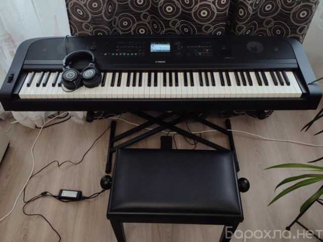 Продам: Цифровое фортепиано YAMAHA DGX-670B