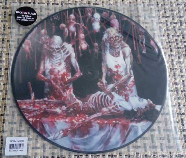 Продам: CANNIBAL CORPSE (USA) "Butchered at Birt