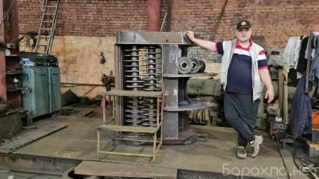 Продам: Просеивающий 4-валковый ковш