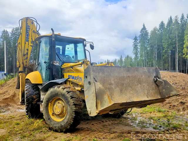 Продам: Экскаватор-погрузчик б/у Komatsu WB