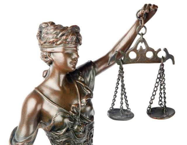 Предложение: ЮРИСТ