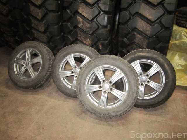 Продам: Комплект зимних колес R15