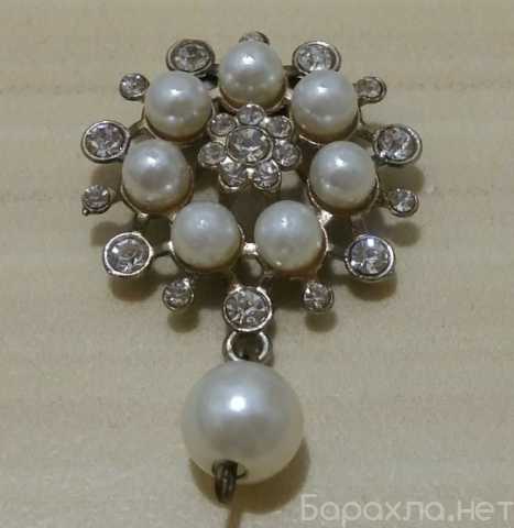Продам: Брошь с жемчугом