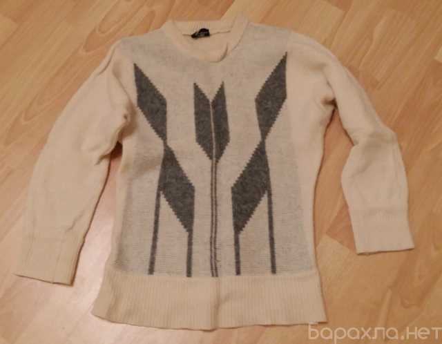 Продам: джемпер белый в ромбик р40-42 Ангора