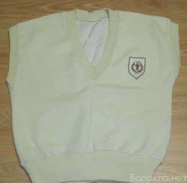 Продам: жилет женский трикотаж 46-48 размер