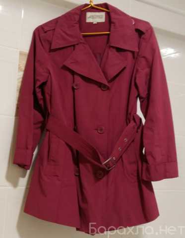 Продам: плащ женский размер М 44