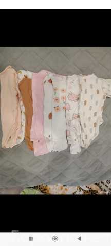Продам: Детские вещи для новорожденных пакетом