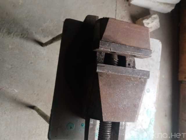 Продам: Тиски