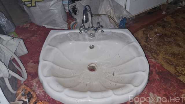 Продам: Раковина со смесителем