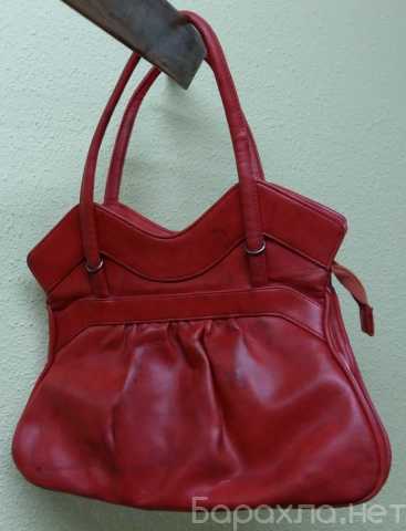 Продам: сумка женская красного цвета времён СССР