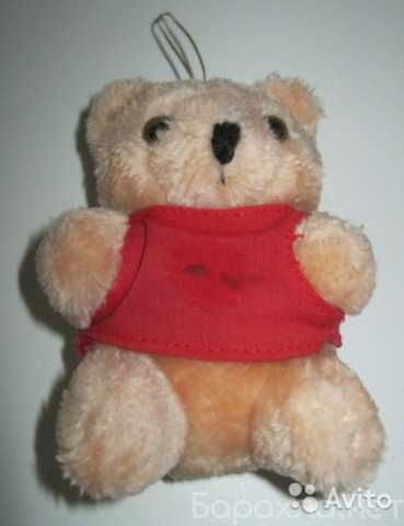 Продам: мягкая игрушка медвежонок в красной кофт