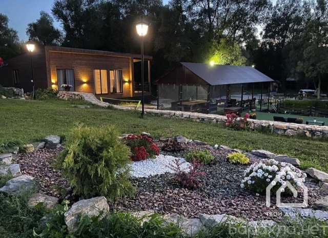 Сдам посуточно: коттедж