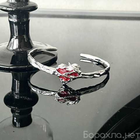 Продам: Браслет для девушки