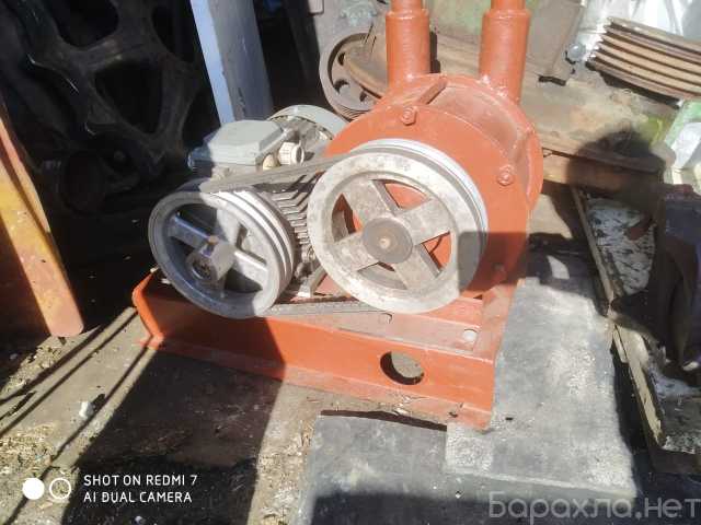 Продам: Установка водокольцевая вакуумная НВУ-75