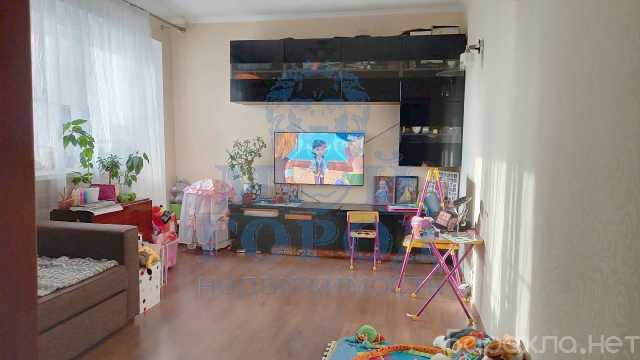 Продам: квартиру