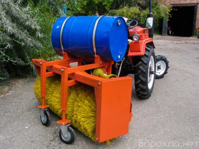 Продам: Коммунальная щетка с поливом