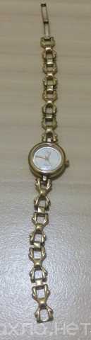 Продам: часы кварцевые женские луч Au