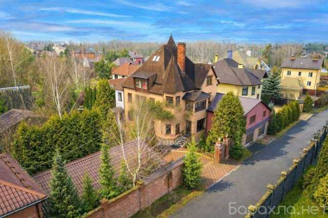 Сдам посуточно: коттедж